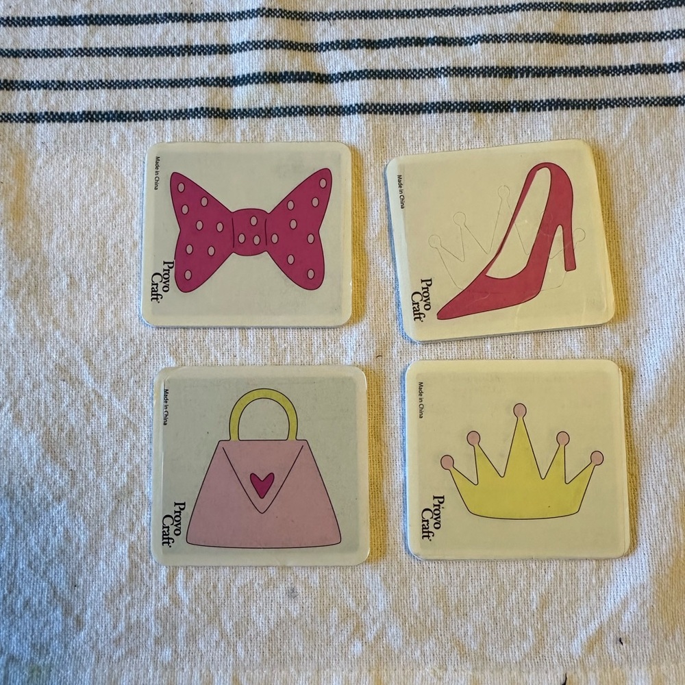 Cuttlebug thin die cute set of 4. Lots listed, so make a bundle & save $!